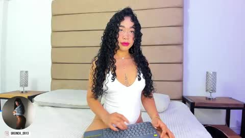Snapshot of sally_rosses chatting on September 15, 12:13 pm sally rosses online show from September 15, 12:13 pm