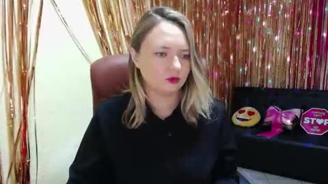 Snapshot of sallyverda chatting on September 9, 6:19 pm Sally online show from September 9, 6:19 pm