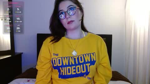 salma_tori online show from March 19, 1:21 am