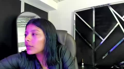 Snapshot of salmaportman_ chatting on October 19, 4:03 am salmaportman_ online show from October 19, 4:03 am
