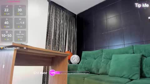 Snapshot of salo_funny chatting on October 18, 11:35 am salo_funny online show from October 18, 11:35 am