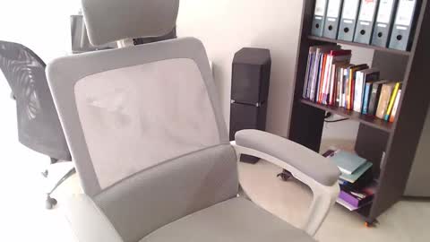 Salome online show from October 10, 2:00 pm