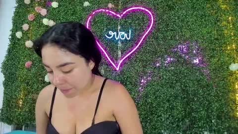 Snapshot of salome_domi chatting on February 24, 5:31 pm salome online show from February 24, 5:31 pm
