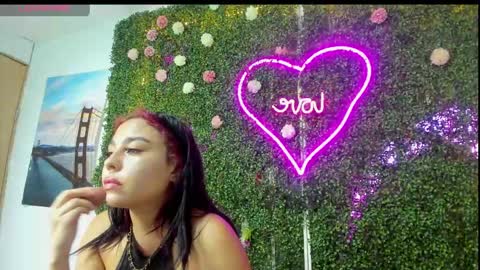Snapshot of salome_domi chatting on January 19, 4:36 pm salome online show from January 19, 4:36 pm