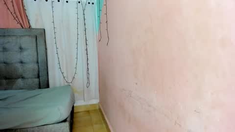 salome online show from November 1, 4:33 pm