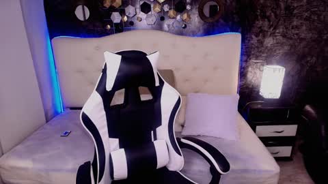 Snapshot of salome_rojas_ chatting on September 28, 9:42 pm Salome online show from September 28, 9:42 pm