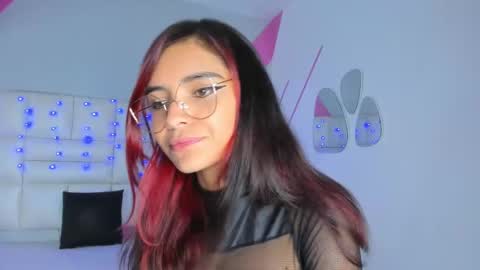 Snapshot of salome_rouse chatting on October 4, 10:58 pm Salome Rose online show from October 4, 10:58 pm