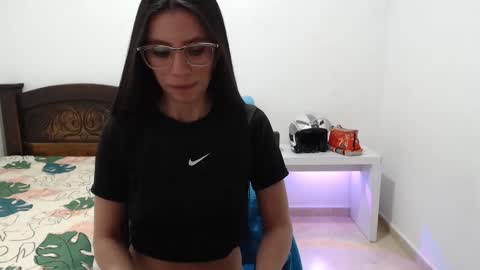 salome  online show from February 25, 1:21 pm