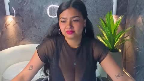 Salome  online show from September 22, 1:09 pm