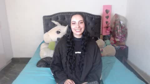 yenny online show from November 26, 5:08 am