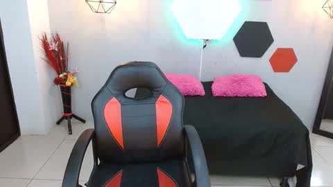 martina online show from February 15, 4:14 am