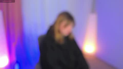 Snapshot of salut_love chatting on January 12, 10:34 am Ruby online show from January 12, 10:34 am