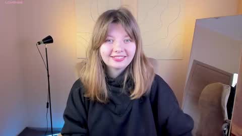 Snapshot of salut_love chatting on February 23, 10:32 am Ruby online show from February 23, 10:32 am