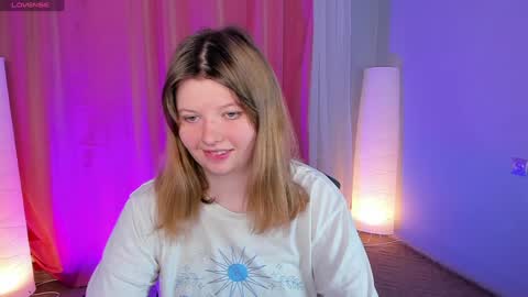 Snapshot of salut_love chatting on January 19, 10:28 am Ruby online show from January 19, 10:28 am