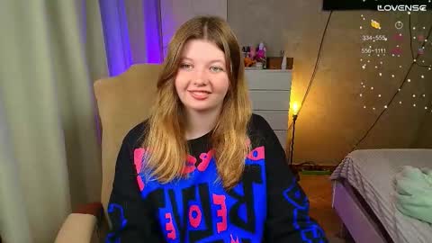 Snapshot of salut_love chatting on September 25, 4:28 pm Ruby online show from September 25, 4:28 pm