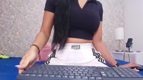 Snapshot of samanta_360 chatting on December 23, 11:57 am Samanta online show from December 23, 11:57 am