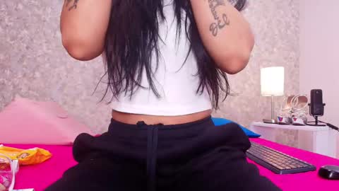 Snapshot of samanta_360 chatting on February 10, 11:57 am Samanta online show from February 10, 11:57 am