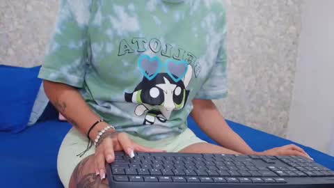 Snapshot of samanta_360 chatting on February 27, 11:52 am Samanta online show from February 27, 11:52 am