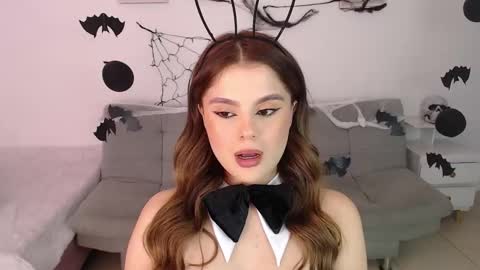 samanta online show from October 31, 6:23 pm