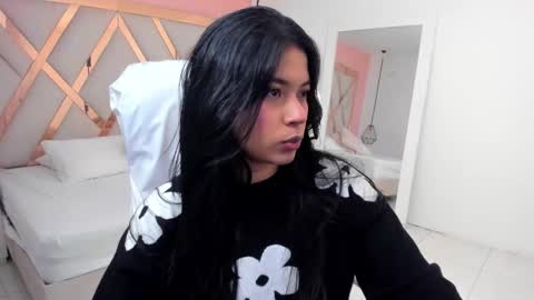 Snapshot of samantaa_shy chatting on September 30, 2:39 am sam online show from September 30, 2:39 am