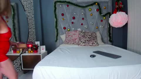 Snapshot of samantamaturehot chatting on January 7, 7:28 pm Samanta... online show from January 7, 7:28 pm