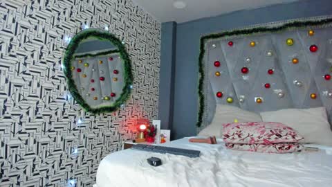 Snapshot of samantamaturehot chatting on December 19, 10:21 pm Samanta... online show from December 19, 10:21 pm