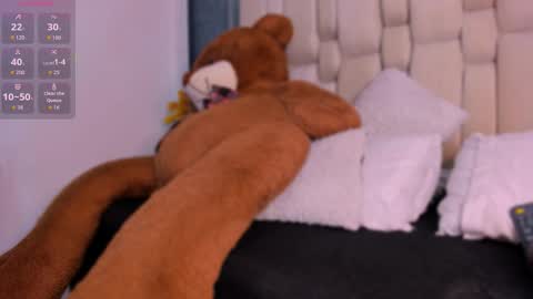 Snapshot of samantavazquez chatting on September 23, 12:25 pm samantavazquez online show from September 23, 12:25 pm