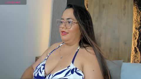 Snapshot of samantha29x_ chatting on October 10, 3:06 pm S A M M Y online show from October 10, 3:06 pm