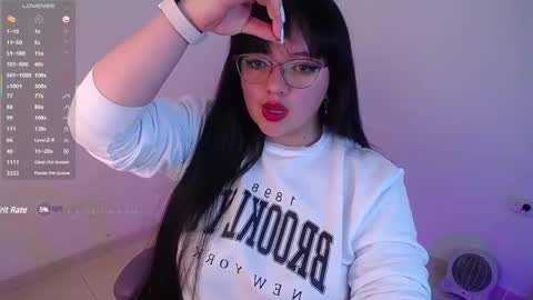 Snapshot of samantha__g chatting on February 12, 2:45 am Sam online show from February 12, 2:45 am