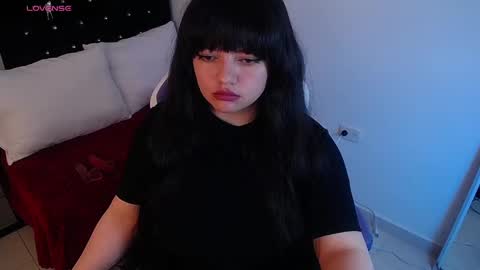 Snapshot of samantha__g chatting on March 6, 12:32 am Sam online show from March 6, 12:32 am