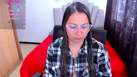 Snapshot of samantha__wilson chatting on October 14, 3:25 pm Samantha online show from October 14, 3:25 pm