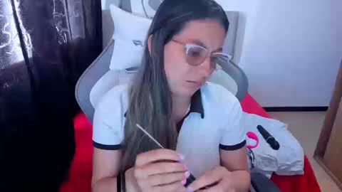 Snapshot of samantha__wilson chatting on September 11, 2:50 pm Samantha online show from September 11, 2:50 pm