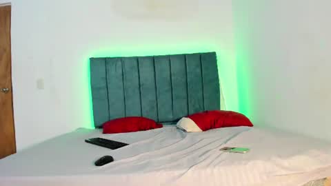 samantha_ebony0 online show from July 29, 4:45 am