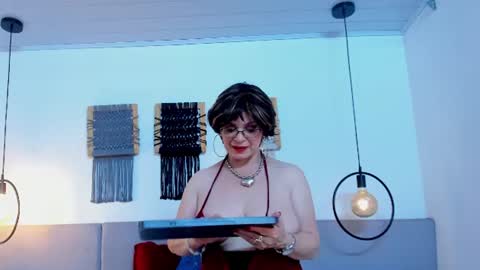 Sam online show from July 10, 8:15 am
