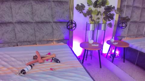 Snapshot of samanthaa_gil_ chatting on October 12, 5:10 am samanthaa_gil_ online show from October 12, 5:10 am