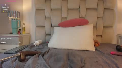 Samantha online show from December 1, 4:38 am