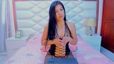 Sweet Samantha   online show from October 17, 8:45 pm