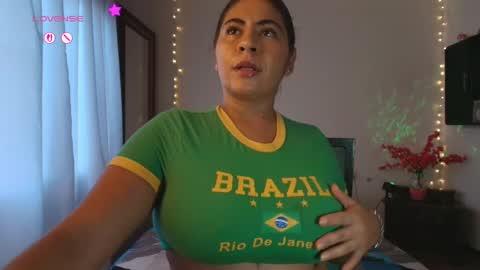 samanthahut1 online show from October 14, 10:01 pm