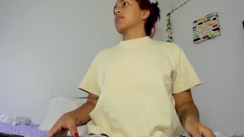 Snapshot of samanthajonson_ chatting on January 14, 7:53 pm samanthajonson online show from January 14, 7:53 pm