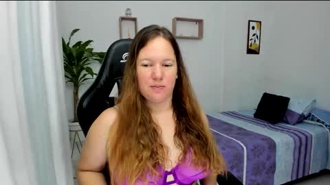 Snapshot of samanthaleon chatting on February 2, 11:11 pm Samantha samy online show from February 2, 11:11 pm