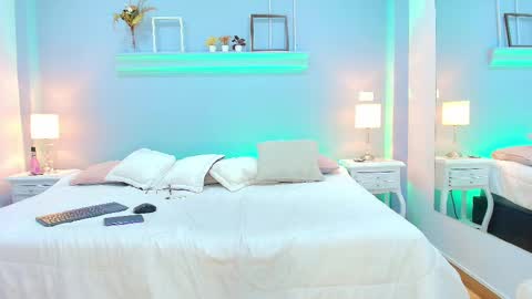 Samanta online show from February 22, 1:44 am