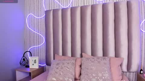 Alejandra  online show from February 9, 12:29 pm