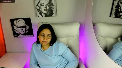 Samantha online show from April 18, 7:07 pm