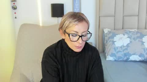 Samixmami online show from November 4, 6:46 pm