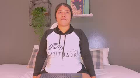 S A M A R A  online show from October 15, 12:30 pm