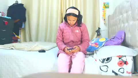 Snapshot of samary_thomas chatting on September 13, 4:42 am samary thomas online show from September 13, 4:42 am