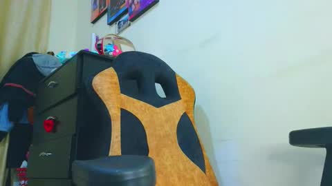 samary thomas online show from March 25, 1:55 am