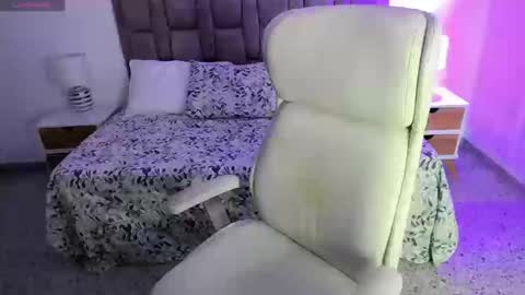 Snapshot of sami_eva chatting on September 9, 1:44 pm Samanta online show from September 9, 1:44 pm