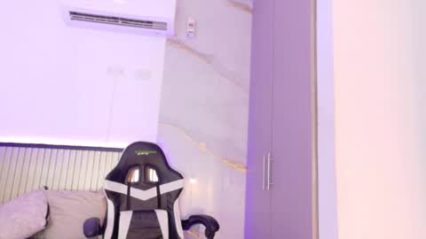 Samanta online show from October 15, 8:00 pm