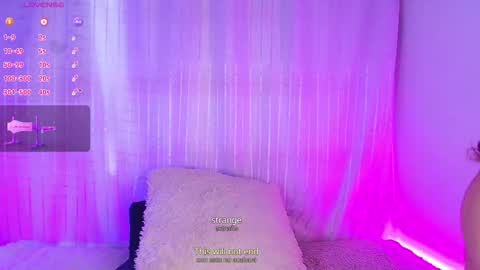 Snapshot of samii_evans chatting on February 21, 5:09 pm samii evans online show from February 21, 5:09 pm